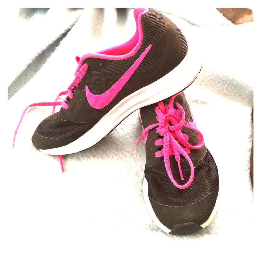 Nike Tennis  Shoes